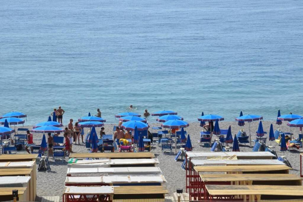 Appartamento Casasolemare Fondachello Fondachello  Luaran gambar