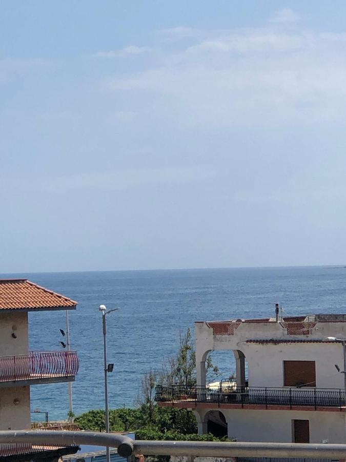 Appartamento Casasolemare Fondachello Fondachello  Luaran gambar