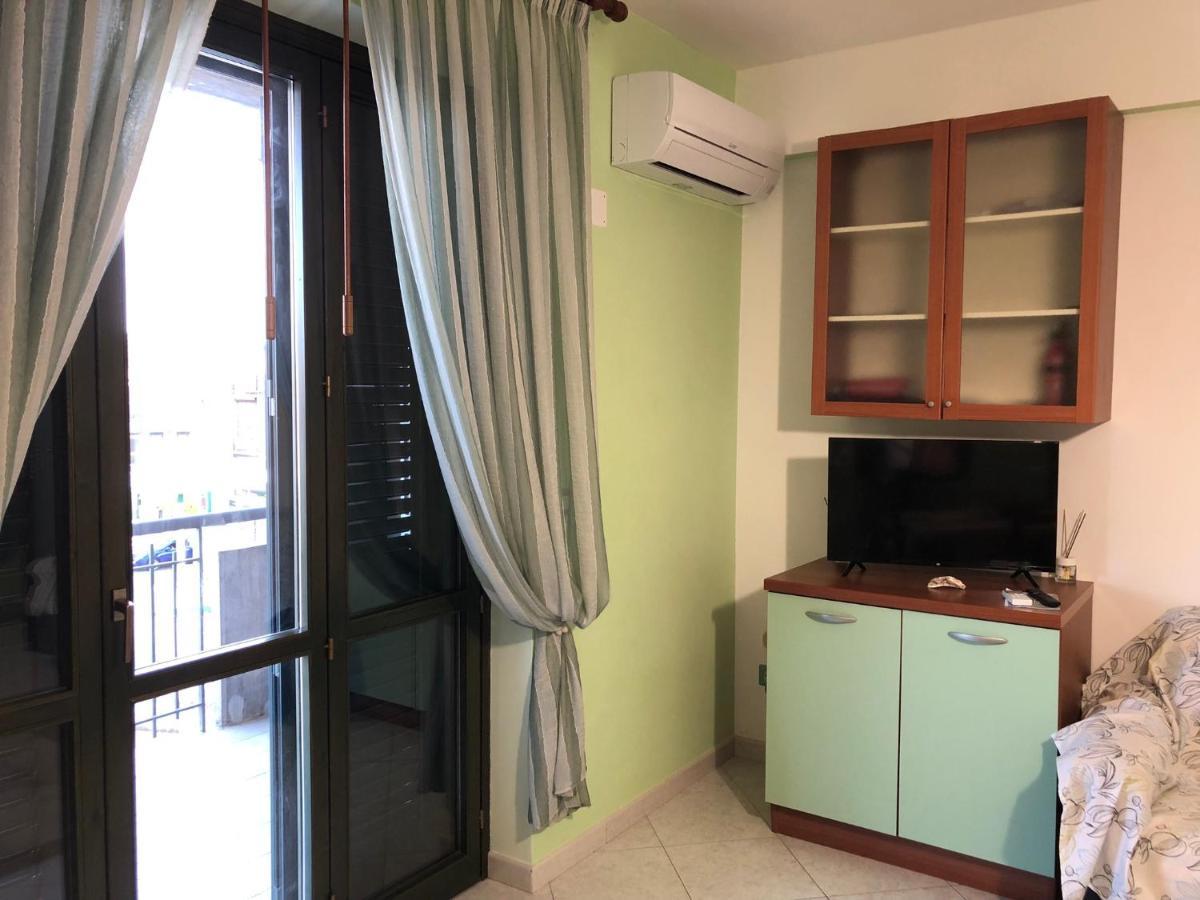 Appartamento Casasolemare Fondachello Fondachello  Luaran gambar